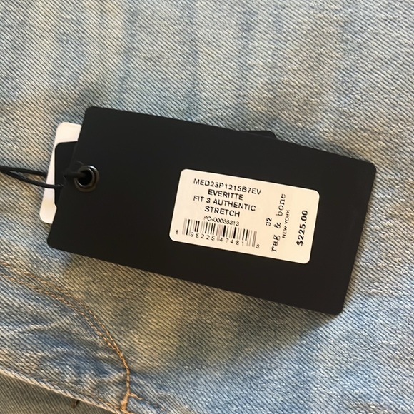 Rag and Bone Men’s Fit 3 Jeans waist size 33. New with Tags - Picture 2 of 2